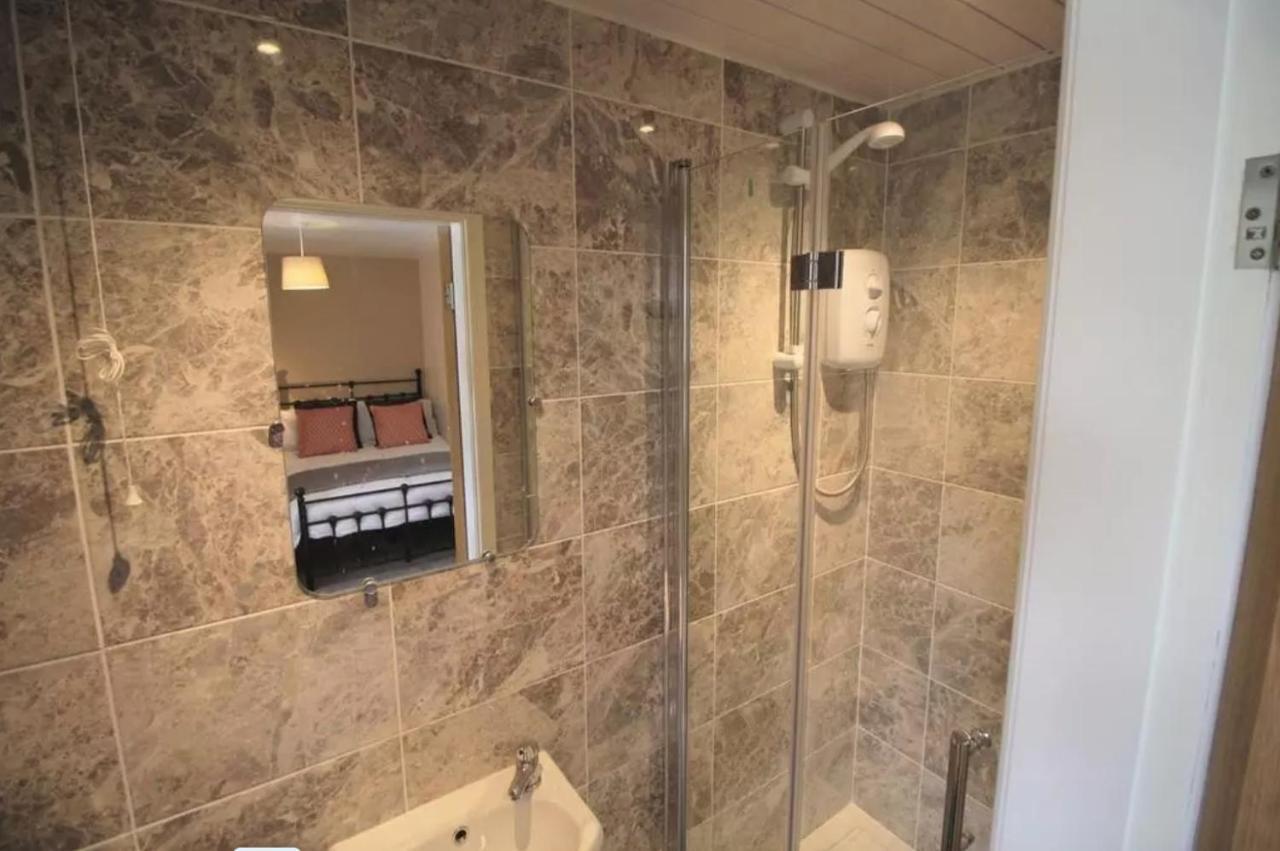 Comfy Rooms In Coventry, Sk Extérieur photo
